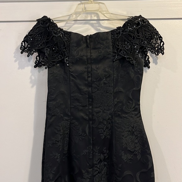 Scott McClintock, formal mini sequins dress - Picture 7 of 8